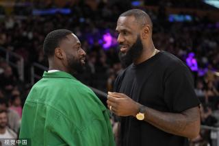 疗团队的完 疗团队的完