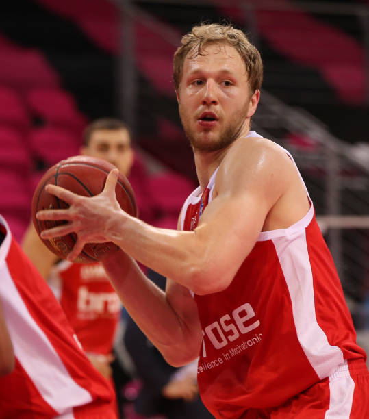 高额违约金 高额违约金